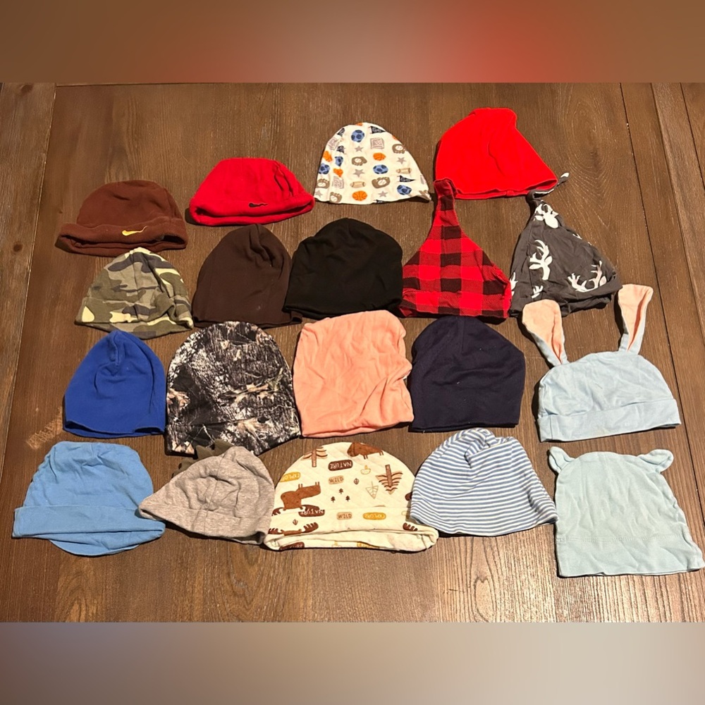 Bundle of 19 Beanies and 10 Bibs – Like New!